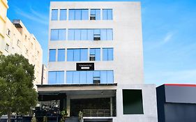 Super Townhouse Hitec City Metro Station Formerly Jkc Grand